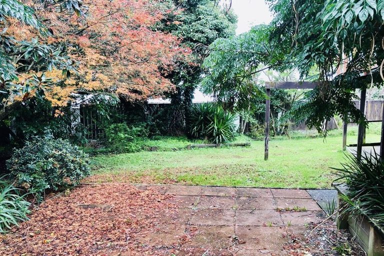 Photo of property in 23 Elizabeth Drive, West Harbour, Auckland, 0618