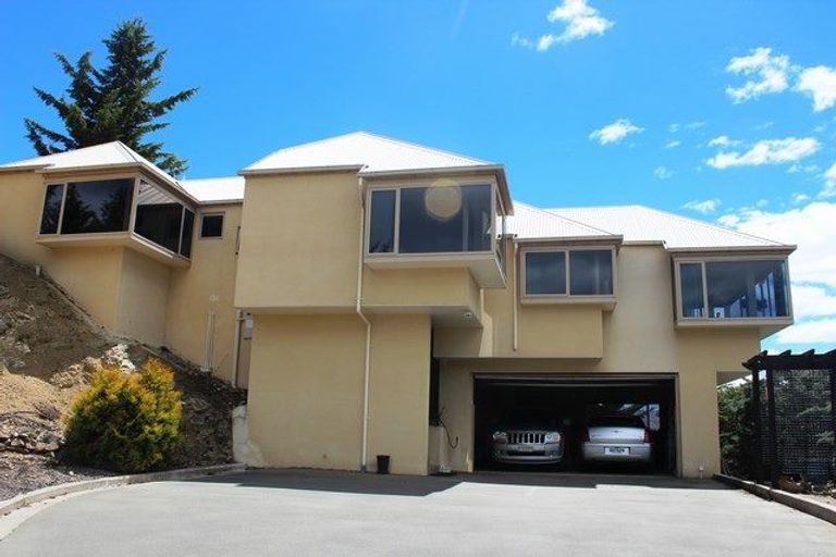 Photo of property in 22 Sutherland Road, Omarama, 9412