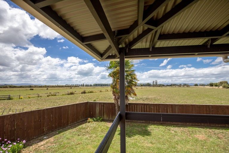 Photo of property in 2 Back Miranda Road, Waitakaruru, Thames, 3576