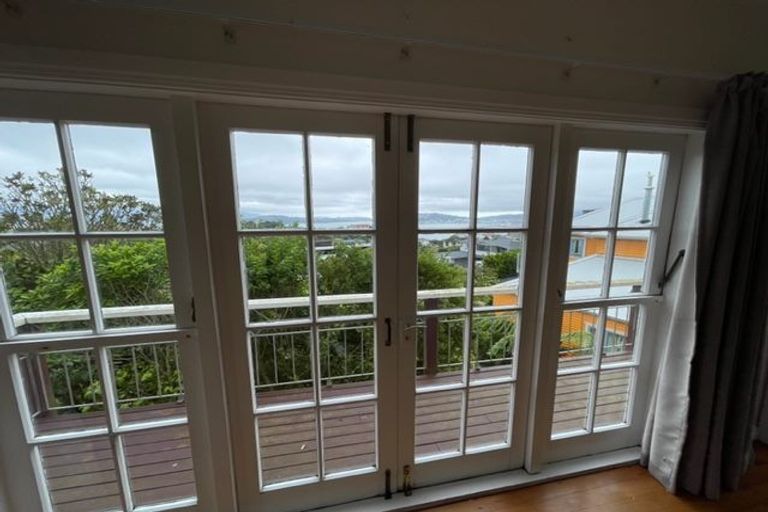 Photo of property in 34 Mandalay Terrace, Khandallah, Wellington, 6035