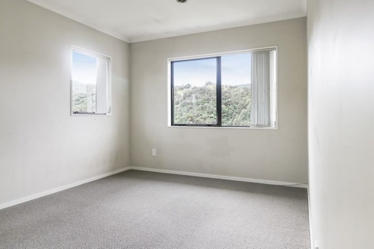 Photo of property in 89 Kirton Drive, Riverstone Terraces, Upper Hutt, 5018
