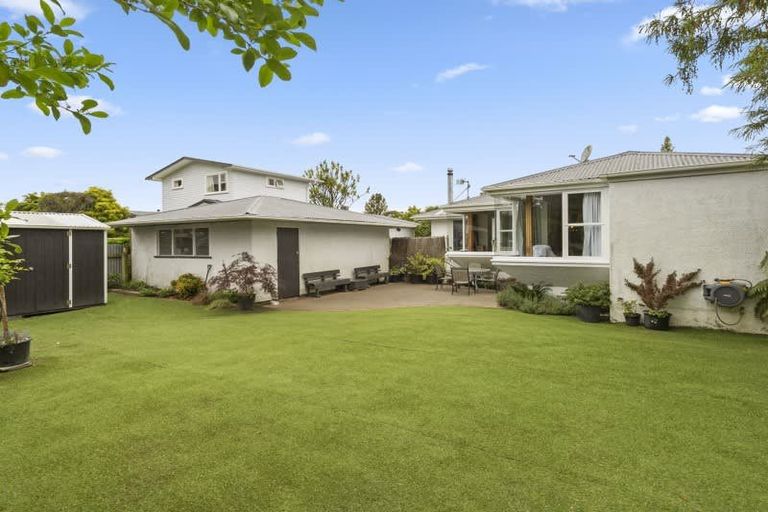 Photo of property in 9 Erin Street, Hokowhitu, Palmerston North, 4410