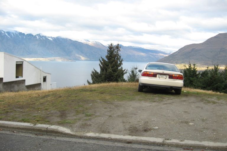 Photo of property in 3 Von Place, Fernhill, Queenstown, 9300