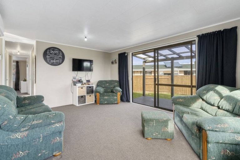 Photo of property in 37 Trent Street, Rongotea, 4476