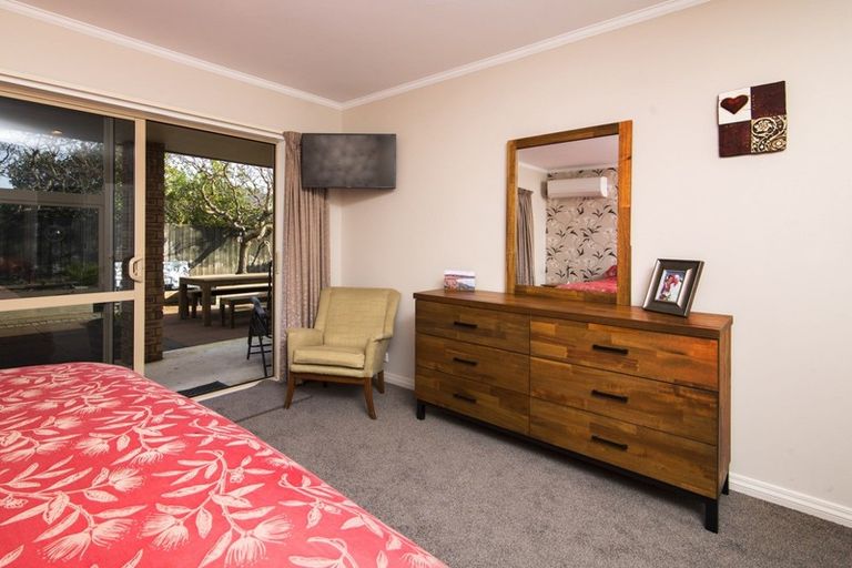 Photo of property in 24 Admiralty Place, Waikawa, Picton, 7220