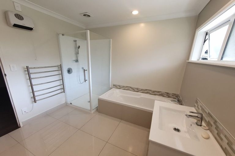 Photo of property in 25 Manse Road, Pahurehure, Papakura, 2113