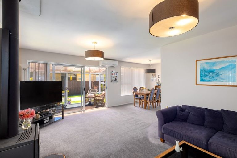 Photo of property in 10 Fenmere Place, Burwood, Christchurch, 8083