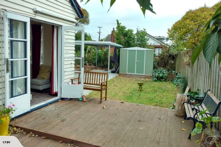Photo of property in 1b Miller Road, Mangere Bridge, Auckland, 2022