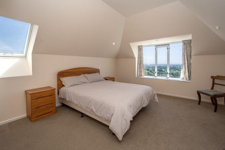 Photo of property in 1/17 Petworth Place, Westmorland, Christchurch, 8025