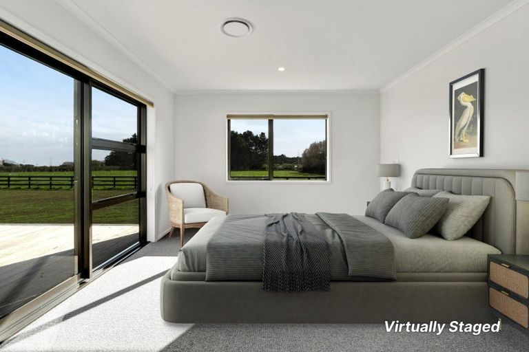 Photo of property in 31 Ninia Road, Paraite, New Plymouth, 4373