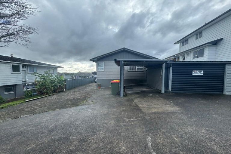 Photo of property in 1/10 Espada Place, Clover Park, Auckland, 2019