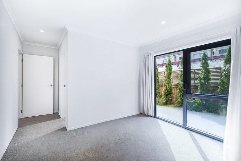 Photo of property in 2/20 Hunter Street, Hamilton Lake, Hamilton, 3204