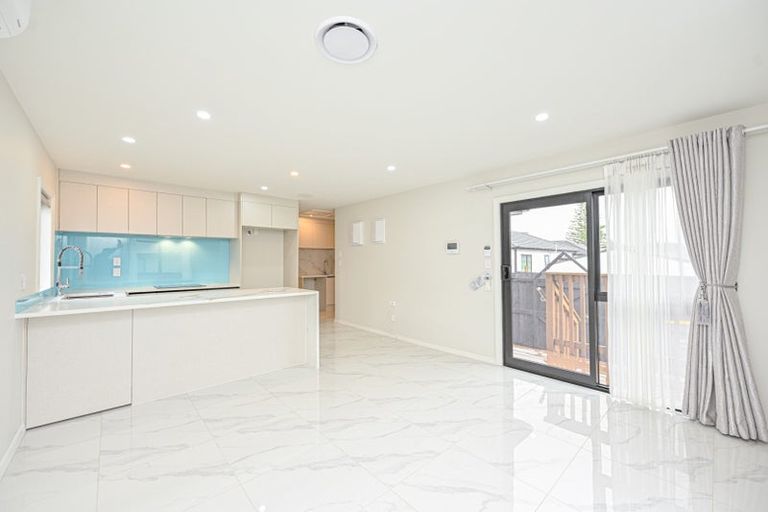 Photo of property in 309 Massey Road, Mangere East, Auckland, 2024