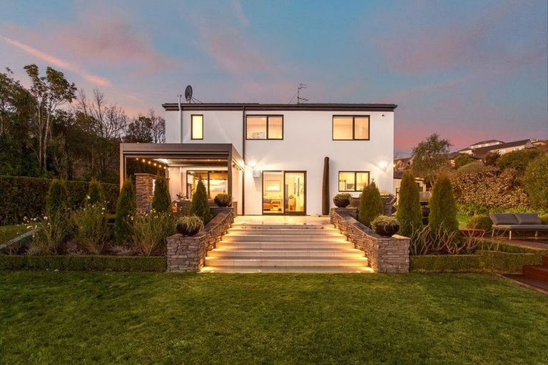 Photo of property in 28 Highcrest Heights, Westmorland, Christchurch, 8025