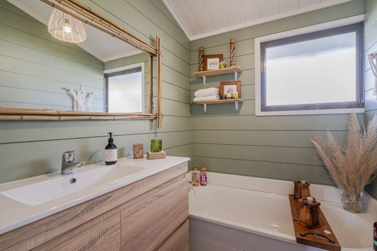 Photo of property in 46 Pepe Road, Tairua, 3508