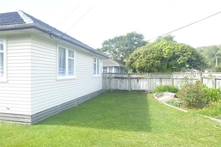 Photo of property in 22 Chittick Street, Stokes Valley, Lower Hutt, 5019