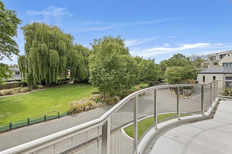 Photo of property in 3 Willow Dell, Westmorland, Christchurch, 8025