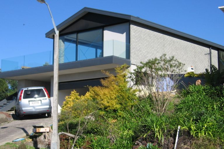 Photo of property in 15 Sykes Avenue, Hatfields Beach, Orewa, 0931