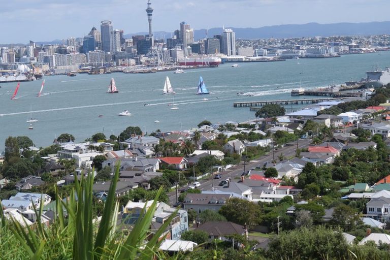 Photo of property in 43 Calliope Road, Devonport, Auckland, 0624