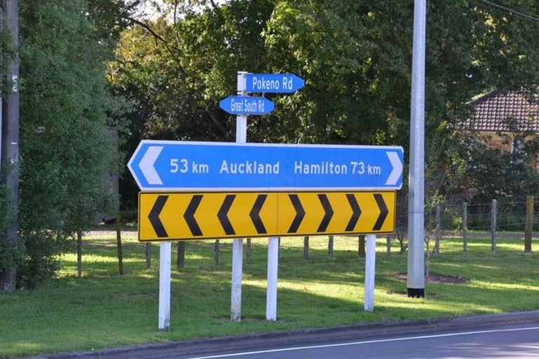 Photo of property in 92 Great South Road, Pokeno, 2402