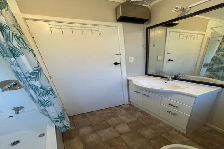 Photo of property in 67 Tremewan Street, Tawa, Wellington, 5028