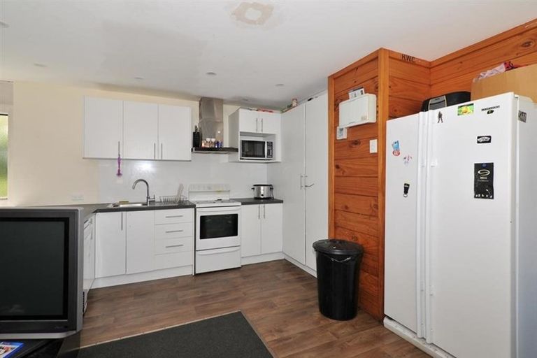Photo of property in Te Awhina Apartments, 17/22 Sussex Street, Mount Cook, Wellington, 6021