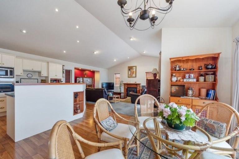 Photo of property in 19 Santa Barbara Drive, Papamoa Beach, Papamoa, 3118