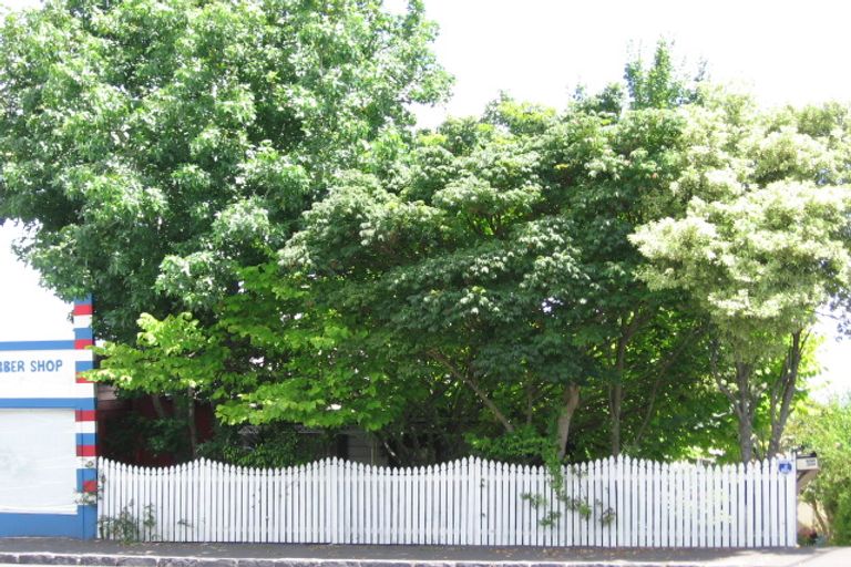 Photo of property in 2/1683 Great North Road, Avondale, Auckland, 1026