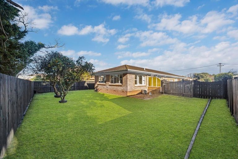 Photo of property in 2/23 Alexander Avenue, Papatoetoe, Auckland, 2025
