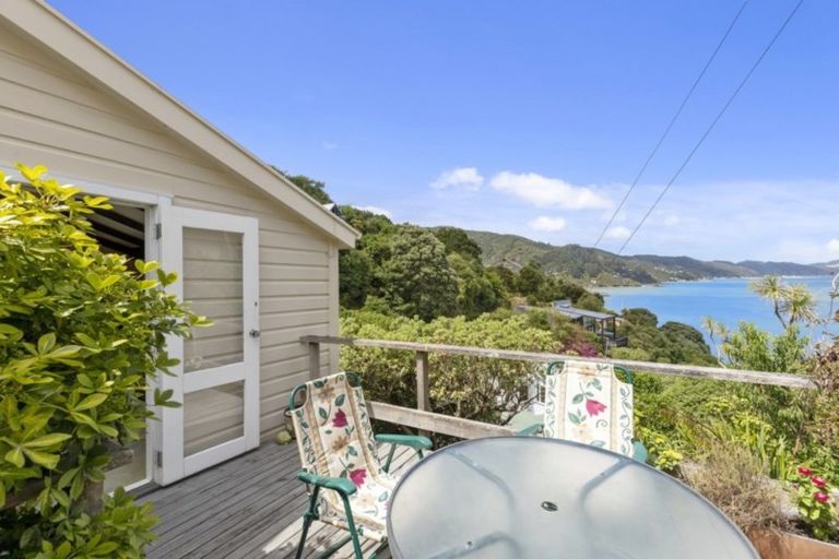 Photo of property in 7 Westhill Road, Point Howard, Lower Hutt, 5013