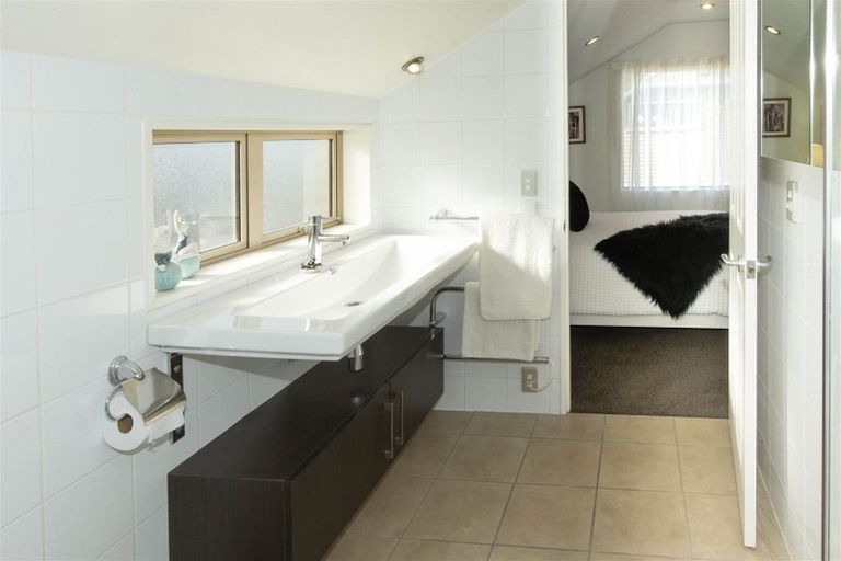 Photo of property in 1 Fieldstone Lane, Spreydon, Christchurch, 8024