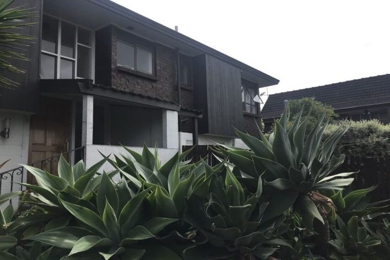 Photo of property in 19a Amante Crescent, Mairangi Bay, Auckland, 0630