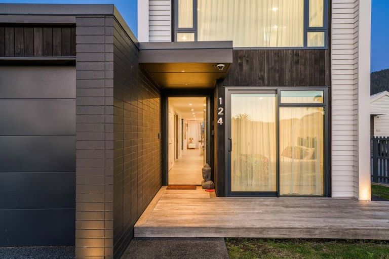 Photo of property in 124 Motu Hei, Pauanui, Hikuai, 3579