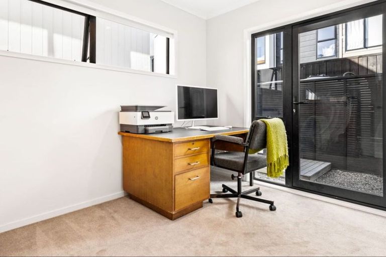 Photo of property in 74 Mapou Road, Hobsonville, Auckland, 0616