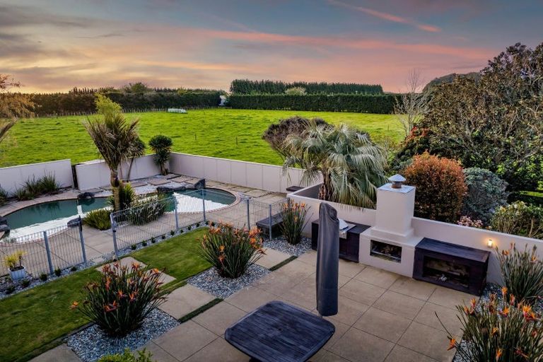 Photo of property in 484 Corbett Road, Lepperton, New Plymouth, 4373