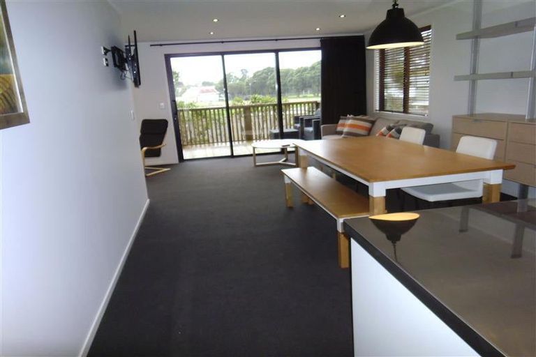 Photo of property in 9a-e Moulton Street, Moturoa, New Plymouth, 4310