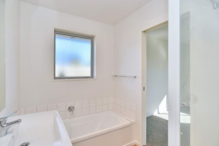 Photo of property in 69 Acacia Avenue, Rangiora, 7400