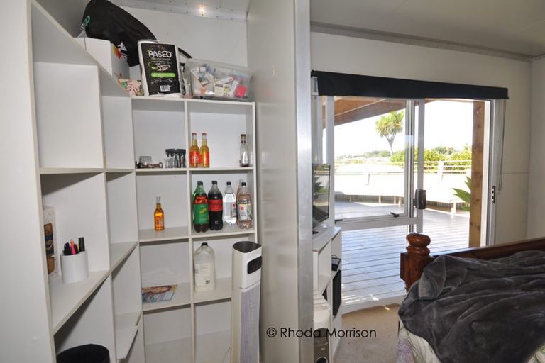 Photo of property in 76 Komiti Road, Tinopai, 0593