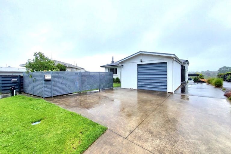 Photo of property in 11a Stratford Place, Otumoetai, Tauranga, 3110