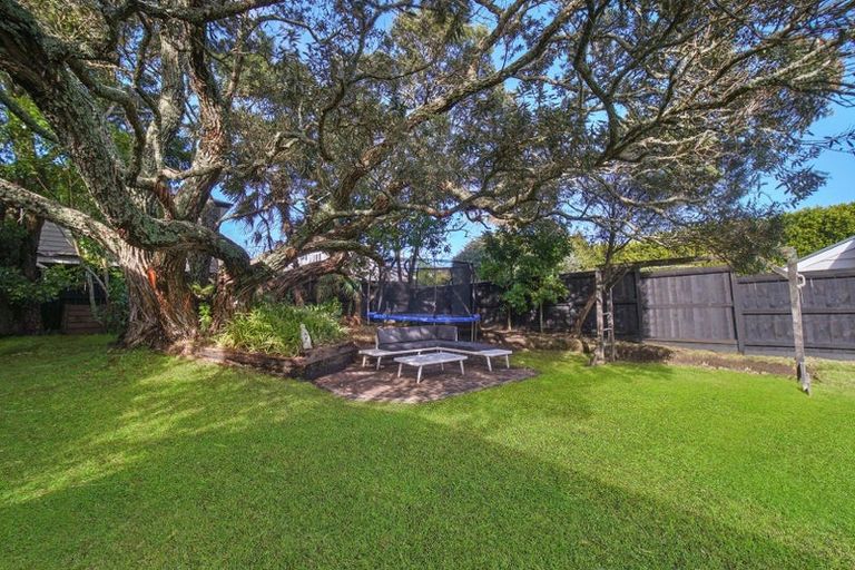 Photo of property in 3 Rewiti Avenue, Takapuna, Auckland, 0622
