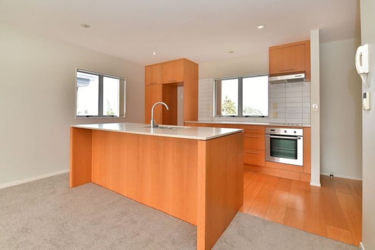 Photo of property in 315/252 Centreway Road, Orewa, 0931
