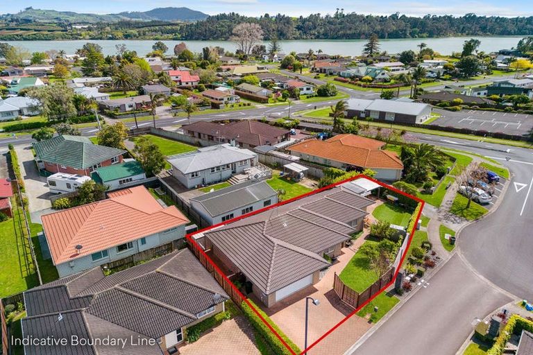 Photo of property in 2 Cresta Drive, Katikati, 3129