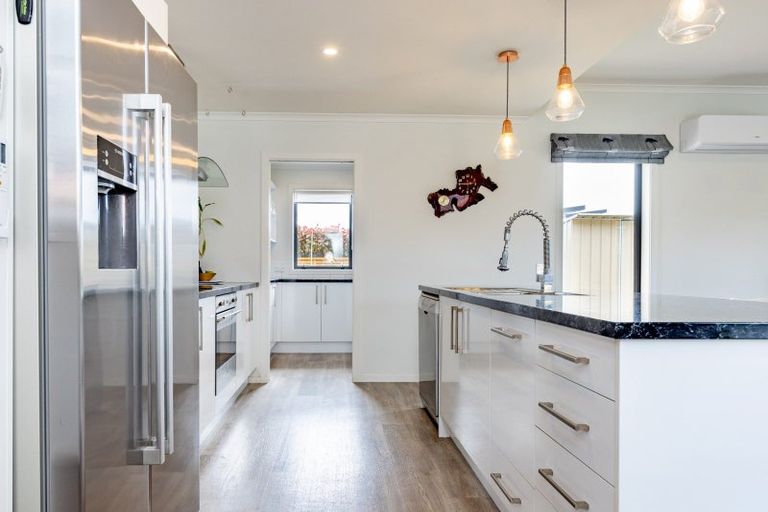 Photo of property in 35 Plescher Crescent, Leamington, Cambridge, 3432