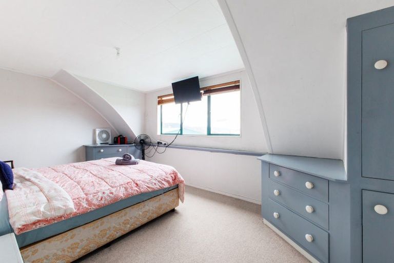 Photo of property in 1 Rawinia Place, Te Kaha, 3199