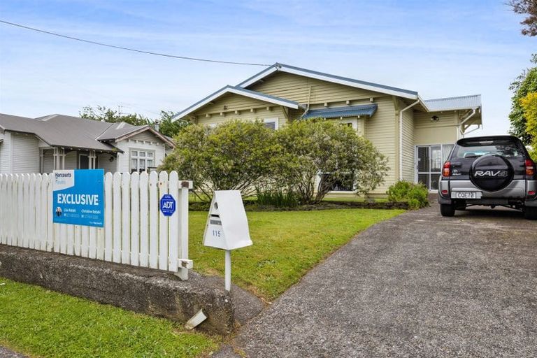 Photo of property in 115 Victoria Street, Hawera, 4610