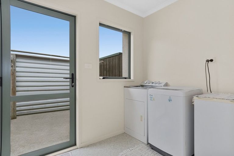 Photo of property in 54c Carlisle Street, Greerton, Tauranga, 3112