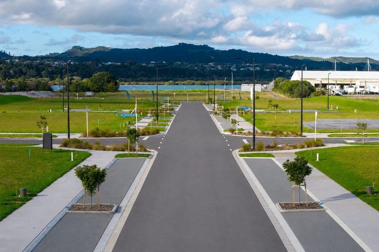 Photo of property in 1 Windward Avenue, Port Whangarei, 0110