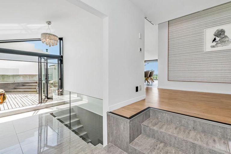 Photo of property in 21 Whareora Terrace, Cashmere, Christchurch, 8022