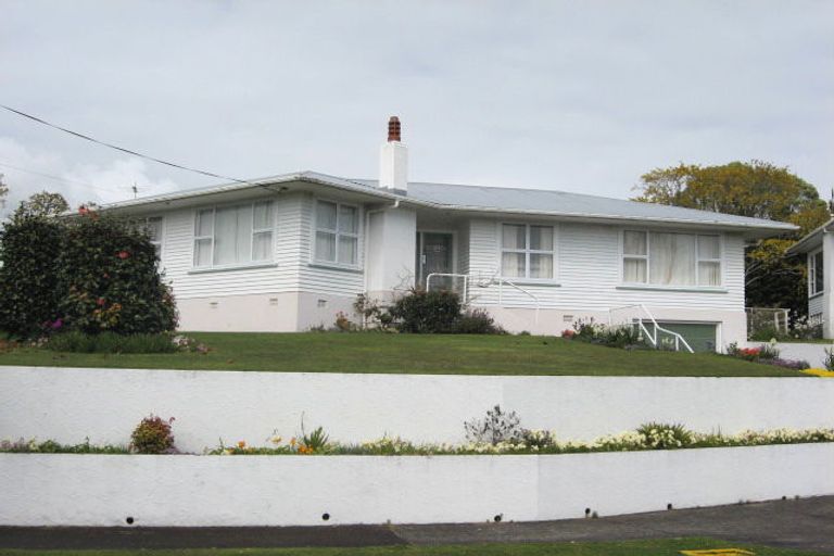 Photo of property in 7 Torbay Street, Brooklands, New Plymouth, 4310