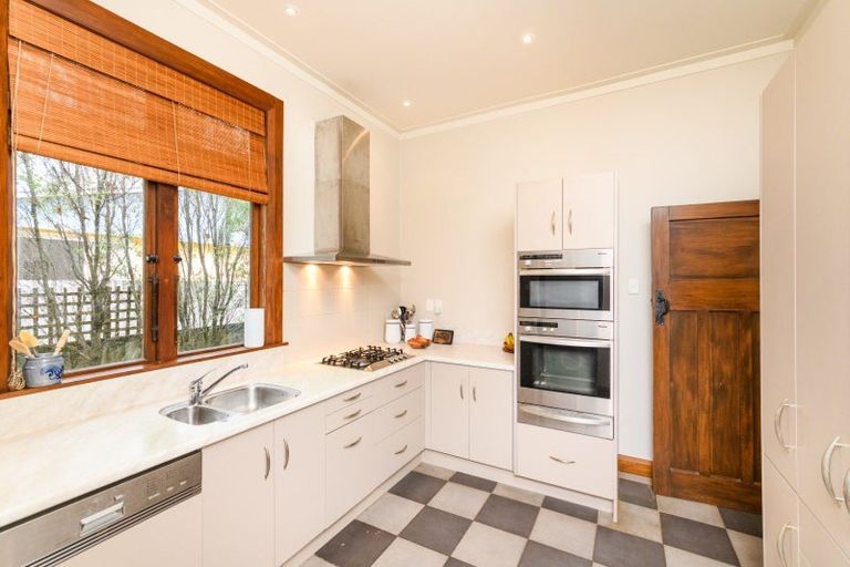 Photo of property in 37 Batt Street, West End, Palmerston North, 4410